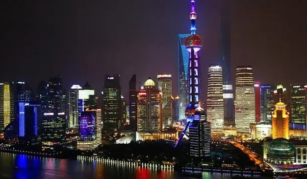 上海苏州河夜跑元宵路线怎么走？灯光与安全，我跑完一圈只想说真香😭
